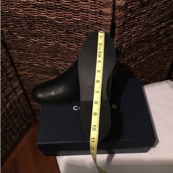 COLE HAAN - Picture 12 of 16